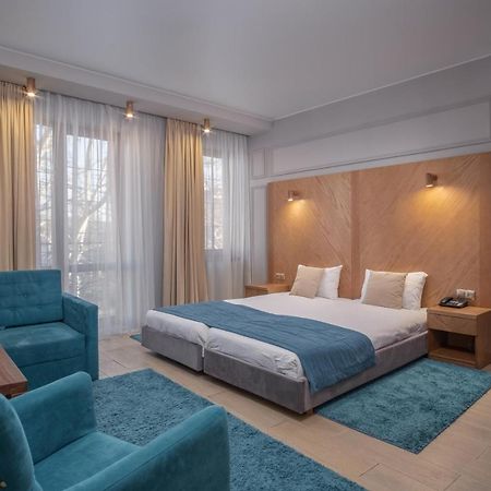 Boomerang Boutique Hotel 敖德萨 外观 照片