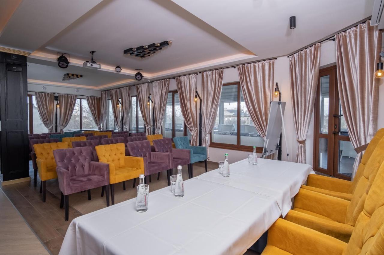Boomerang Boutique Hotel 敖德萨 外观 照片